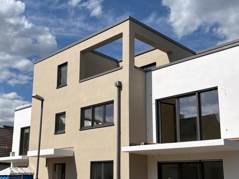 April 2025: Fassade